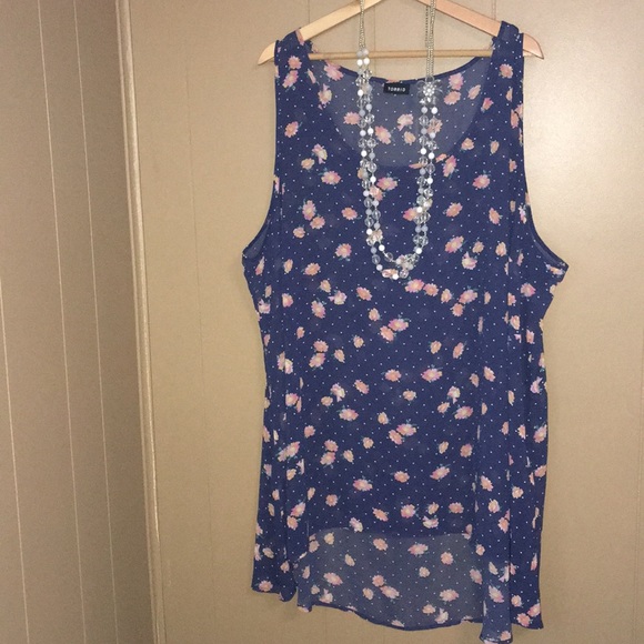 torrid Tops - Torrid navy/pink floral chiffon top sz.3x